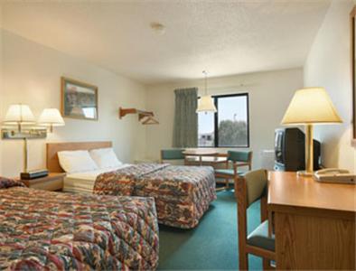 Super 8 Wichita East Kellogg Hotel Kamer foto